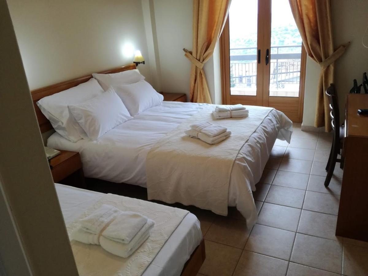 Parnon Hotel Agios Petros  Екстериор снимка